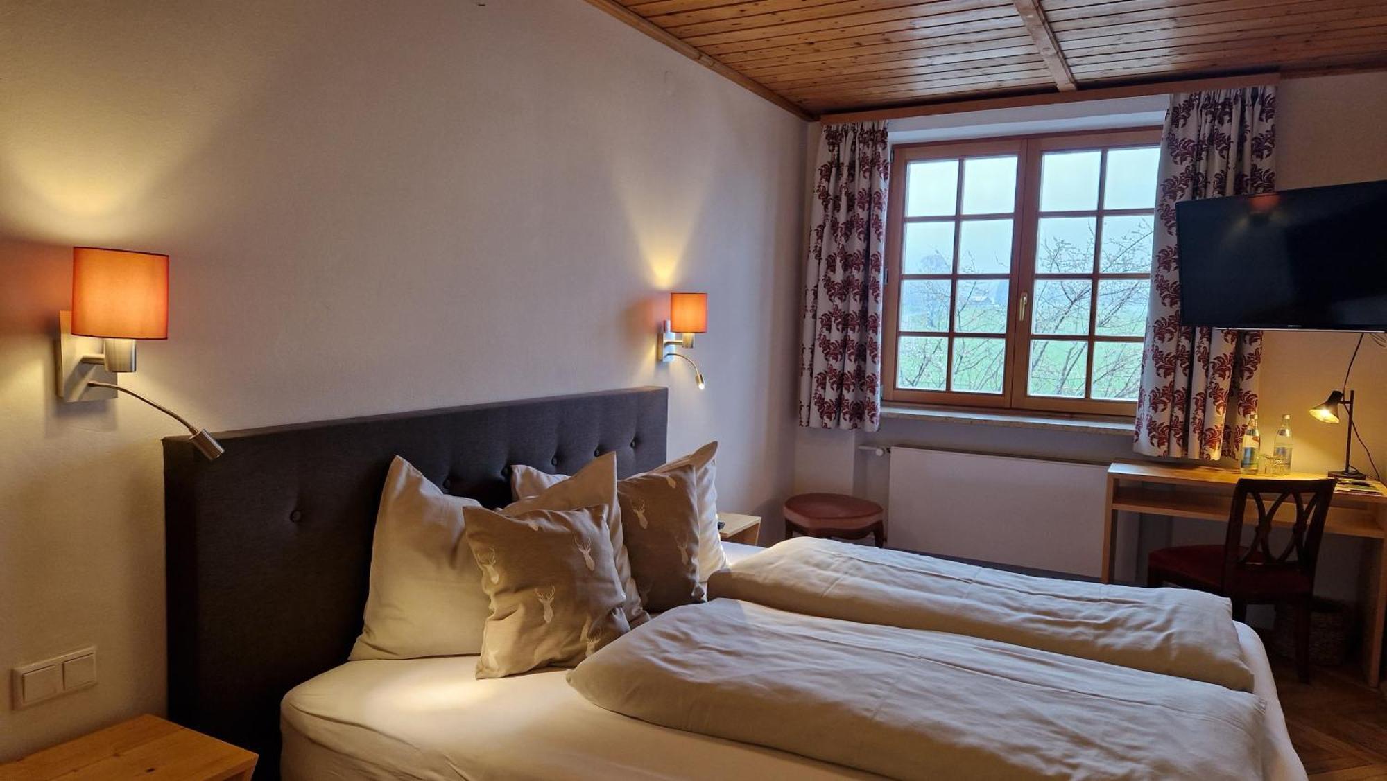 Hotel Landgasthof Alter Wirt フィッシュバッハウ エクステリア 写真