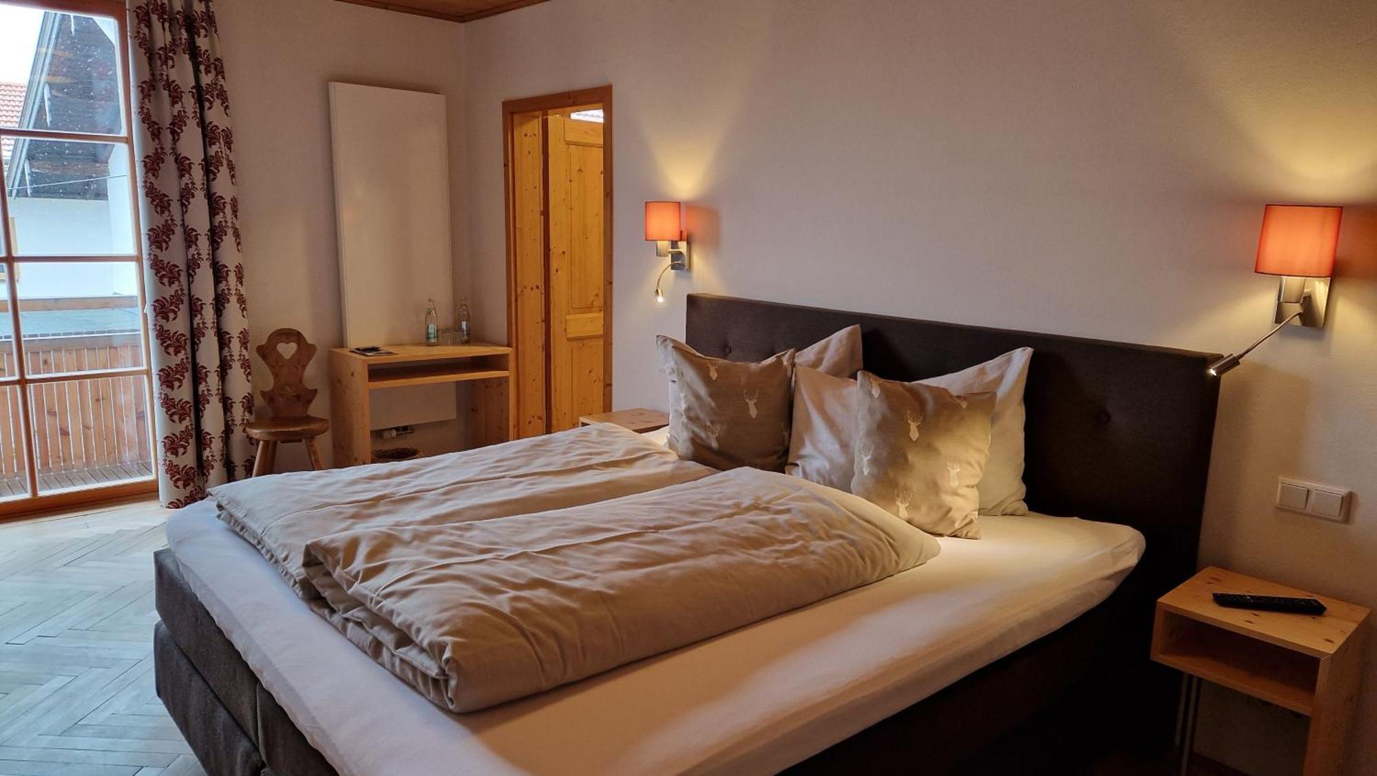 Hotel Landgasthof Alter Wirt フィッシュバッハウ エクステリア 写真